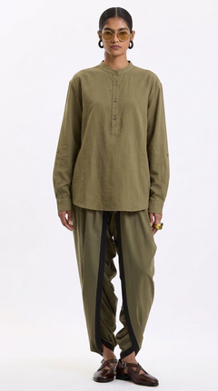 Swasthii Olive Mandarin Collar Full-Sleeve Flow Shirt – Cotton Linen